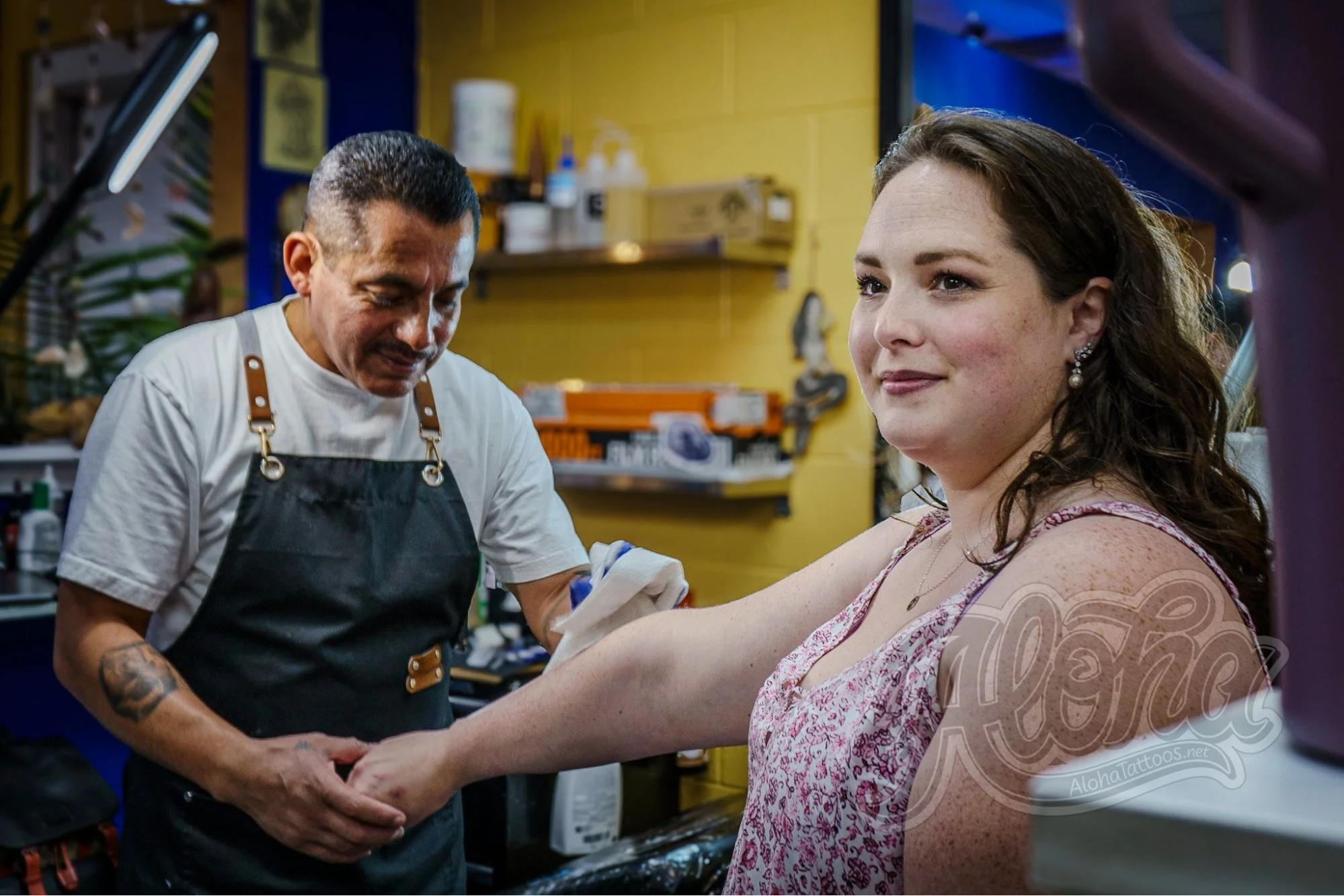 ¿Qué hace un tatuador? | Guía profesional, funciones, empleos