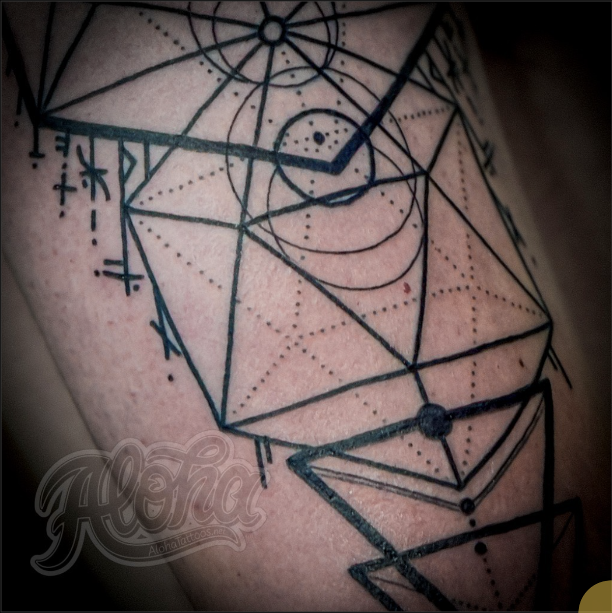 ¿Cuánto duran los tatuajes? | Guía sobre tamaño, complejidad, etc.