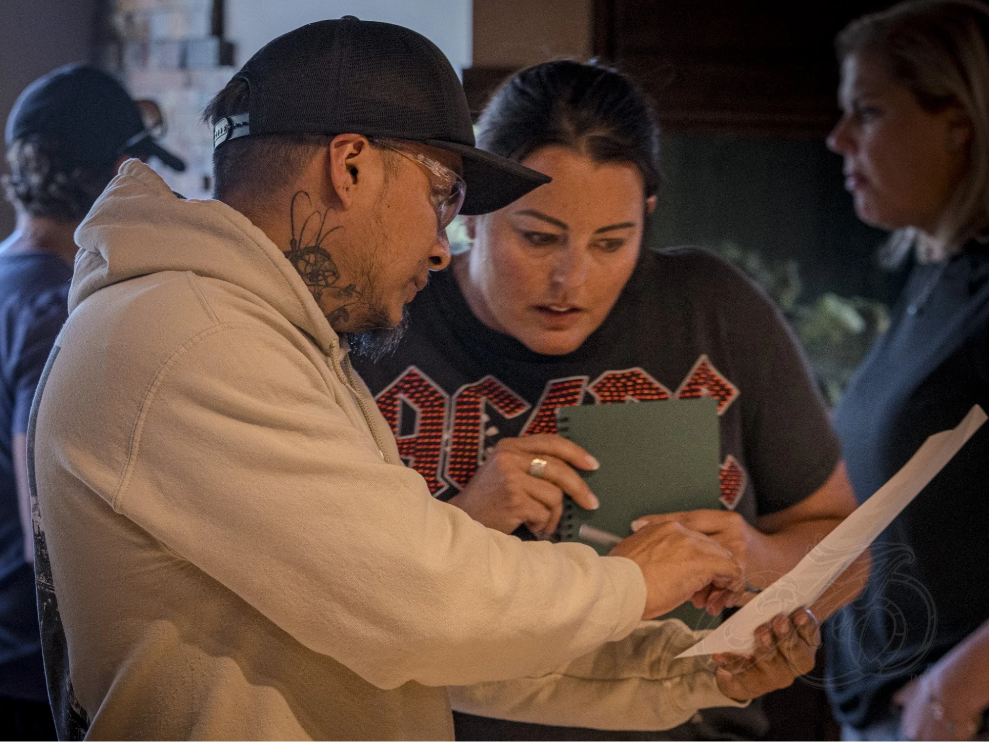 ¿Qué hace un tatuador? | Guía profesional, funciones, empleos