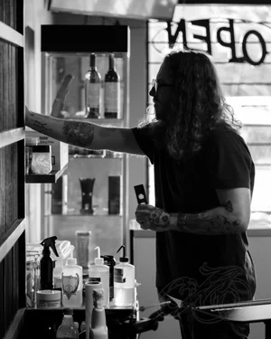 Un día en la vida de un tatuador | Workday Highlights