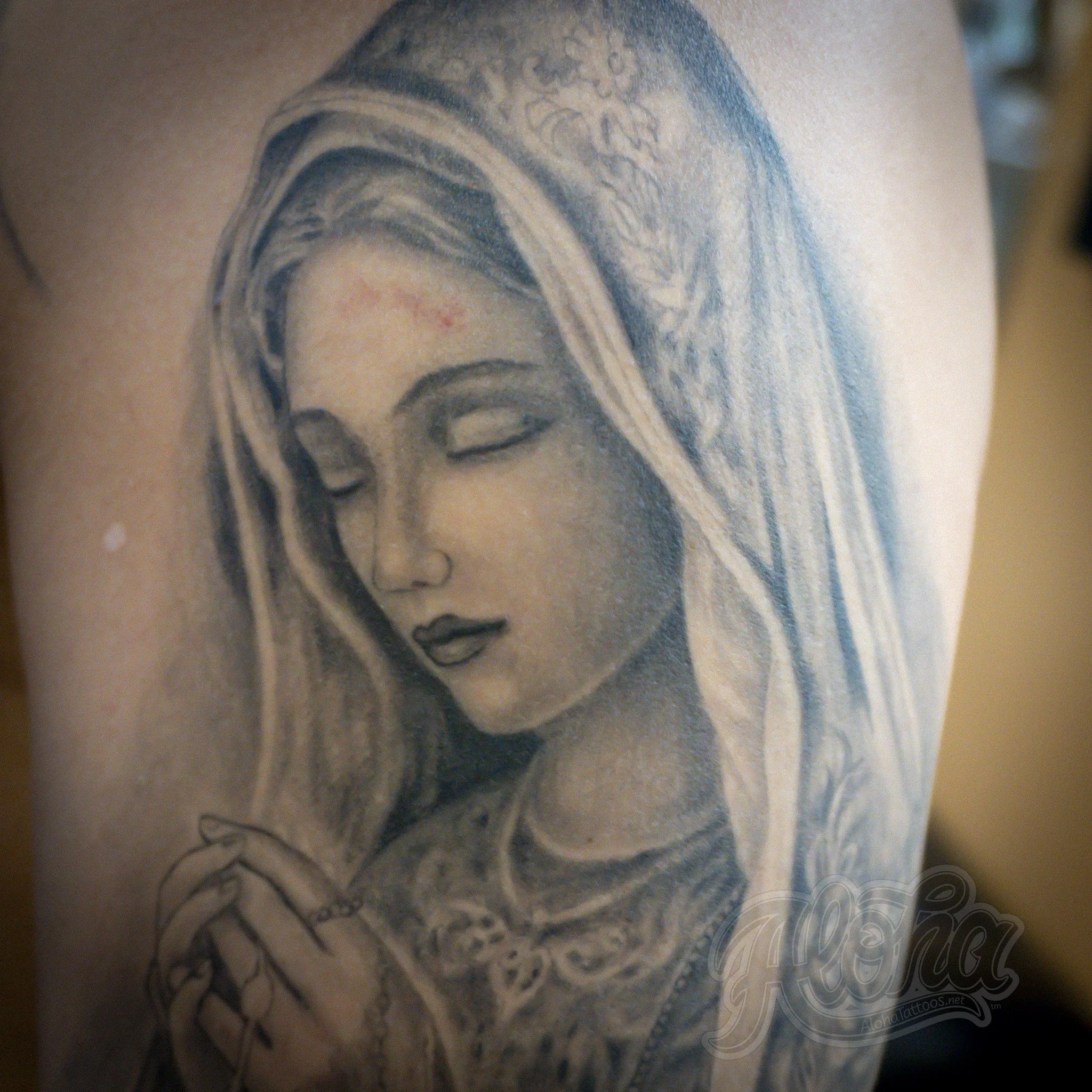 Black and Grey Realism Tattoo | Todo lo que debes saber
