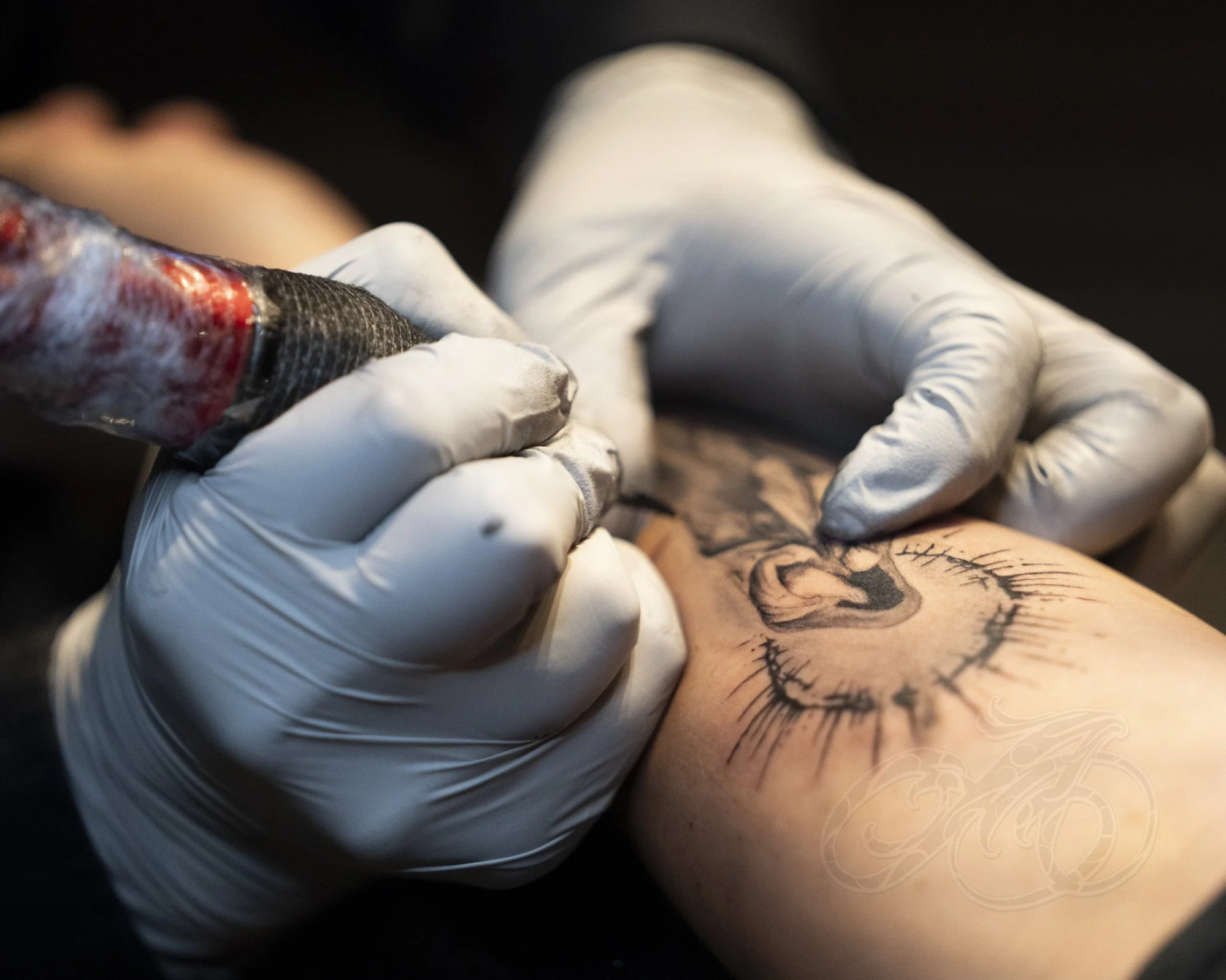 ¿Qué hace un tatuador? | Guía profesional, funciones, empleos