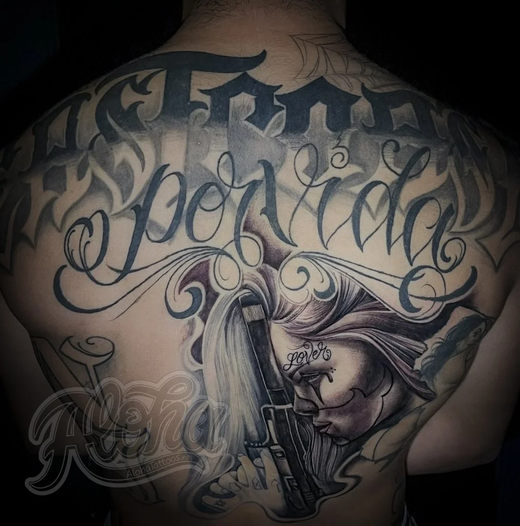 Tatuajes de realismo en negro y gris | Aloha Tattoos